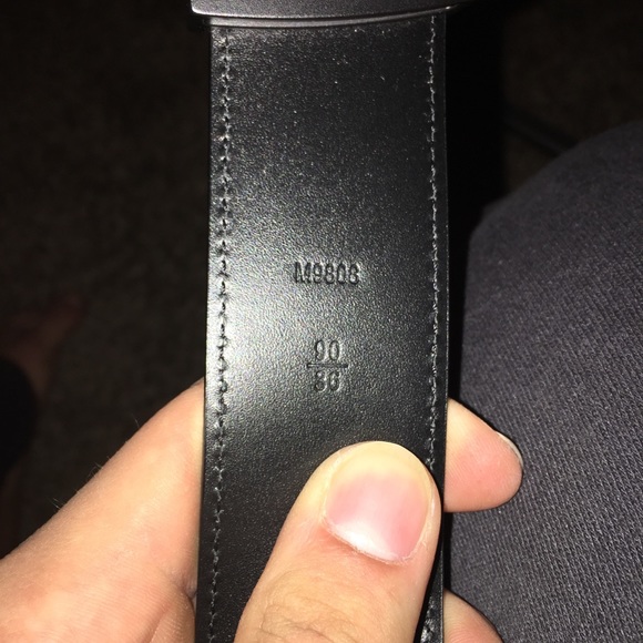 Louis Vuitton LV Initials Belt 90cm - Picture 5 of 5